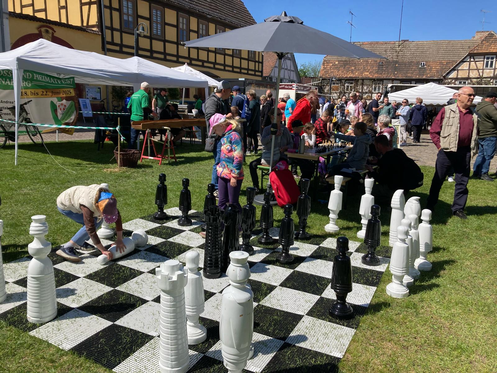 Gut was los auf dem Fest der Vereine Großfeldschach auf dem Fest der Vereine
